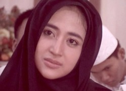 Dewi Perssik Akan Ngaji di Muktamar PKB