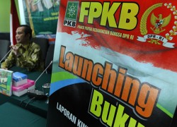 FPKB DPR Luncurkan Buku Laporan Kinerja Selama Tahun 2013