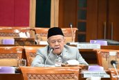 Target Prestasi Dunia Sepak Bola 2030, Komisi X Minta PSSI Fokus Pembinaan Pemain Muda