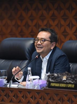 Duka Al-Khoziny, Waka Komisi V : Komitmen Infrastruktur Negara ke Pesantren Masih Lemah