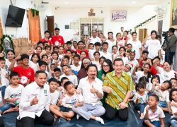 Refleksi Natal dan Tahun Baru, Rusdi Kirana Berikan Motivasi Anak-anak Panti Asuhan