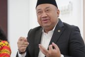 Waka Komisi X Dukung Presiden Beri Smart Board ke Sekolah NU, Kesejahteraan Guru Juga Harus Diperhatikan