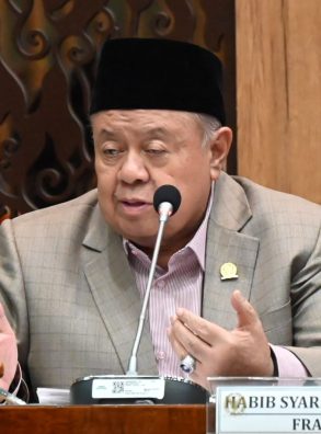 Sidang Gugatan Kesejahteraan Dosen di MK, Komisi X Minta Hakim Kabulkan Permohonan