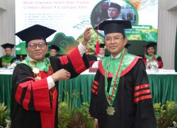 KH. Maman Imanulhaq Resmi Sandang Gelar Doktor: Tegaskan Rekonstruksi Budaya, Bukan Sinkretisme di Cirebon