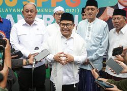 Luncurkan 1.000 Dapur MBG Pesantren, Gus Imin : Bermanfaat untuk Tiga Juta Santri