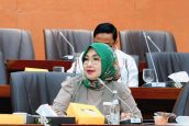 Neraca Perdagangan RI Anjlok, Komisi VI: Cermin Daya Saing Ekspor Lemah
