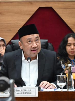 Wakil Ketua Komisi X Minta Presiden Prabowo Hapus Cluster Guru, Satukan Jadi PNS