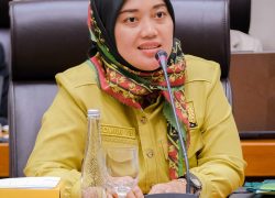 Tinjau Pabrik Wuling, Chusnunia Dorong Peningkatan TKDN dan Hilirisasi Industri Manufaktur