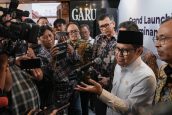 Menko PM Apresiasi UNAIR sebagai Pelopor Pendidikan Jaminan Sosial di Indonesia
