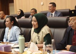 Tuntut Hak Siar Trans7 Dicabut, Ratna Juwita Kutip Pernyataan Gus Dur soal Pesantren