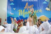 Rustini Muhaimin Kampanye Gerakan Ayo Membaca dan Tebar Kepedulian di Tapanuli Tengah