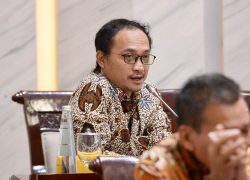 Cak Udin Dorong OJK Tidak Berpuas Diri atas Proyeksi Ekonomi Digital