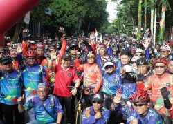 Cak Imin Lepas Gowes Gembira Rute Jakut-Kalibata Peringati Hari Pahlawan