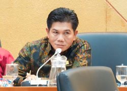Perusahaan Nakal Banyak Langgar THR, Komisi IX Minta Pemerintah Beri Sanksi Tegas