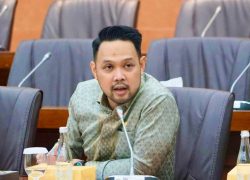 Antrean SPBU Mengular Usai Pernyataan Menteri ESDM, DPR Minta Klarifikasi Resmi