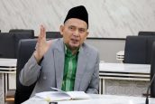 Menuju Puncak Haji, Kiai An&rsquo;im Ajak Jemaah Introspeksi Diri dan Khusyuk Wukuf di Arafah