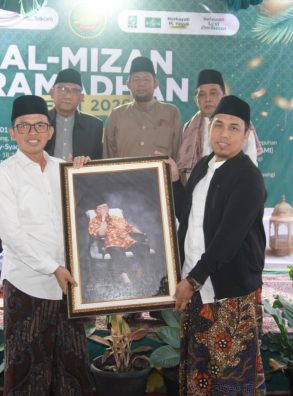 Fraksi PKB memfasilitasi Bahtsul Masail tentang Standar Emas 14 Karat dalam Zakat