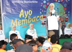 Kobarkan Semangat Baca di Lereng Semeru, Rustini: Literasi adalah Jendela Dunia