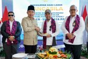 Akses Haji dan Umrah Makin Mudah, Gus Rivqy Launching Penerbangan Surabaya&ndash;Jember