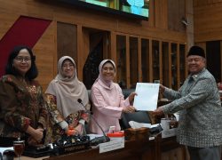 Kawal RUU Sisdiknas, Fraksi PKB Tuntut Pemda Wajib Danai Pesantren dan Madrasah