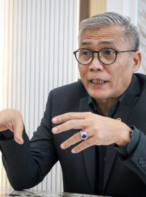 Kabut Asap Kembali Melanda Riau, Perusahaan Terbukti Membakar Lahan Harus Dicabut Izinnya