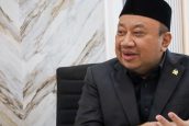 Tukin TNI Naik, Waka Komisi X: Gaji dan Tunjangan Guru Juga Harus Naik