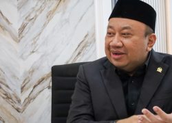 Tukin TNI Naik, Waka Komisi X: Gaji dan Tunjangan Guru Juga Harus Naik