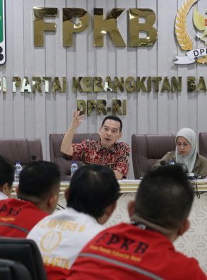 Audiensi Dewan Adat Dayak dengan Fraksi PKB Dorong Karhutla Ditetapkan sebagai Bencana Nasional
