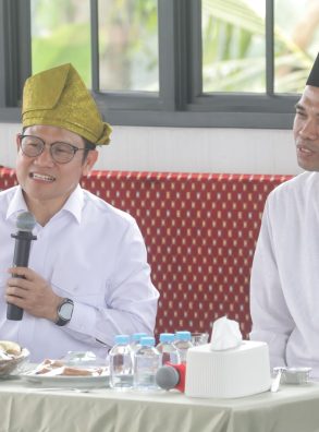 Gus Muhaimin Berharap UAS Jadi Perekat Persatuan Ulama dan Umat Islam