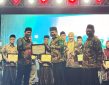 DPR Oleh Soleh Raih Penghargaan Tokoh Peduli Madrasah Diniyah