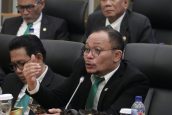 Hanif Dhakiri Dukung Satgas Rokok Ilegal: Jaga Penerimaan Negara, Lindungi Industri Legal