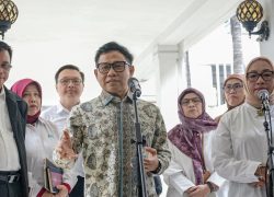 Menko Cak Imin Siapkan Piloting Nasional 1001 Pusat Pameran UMKM