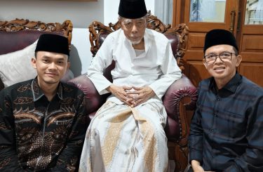 Sesepuh Buntet Pesantren Wafat, Maman Imanul Haq: Sosok Ulama Rendah Hati