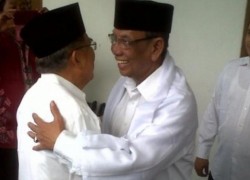 Minta dukungan menangkan Pilpres 2014 JK kunjungi kediaman Hasyim Muzadi