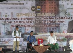 Rembug Warga di Ponpes Gedongan Cirebon, Cak Imin Target Kemiskinan Ekstrem Nol Persen 2026