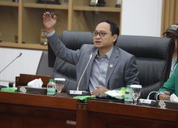 Cak Udin: OJK Tak Boleh Tumpul!