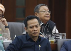 MK Tolak Uji Materi UU ASN, Komisi II: Perubahan Aturan Jadi Kewenangan DPR
