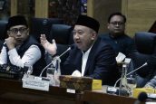 Kasus Guru Atun, Wakil Ketua Komisi X: Jangan Ada Lagi Siswa yang Menghina Guru