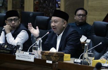 Kasus Guru Atun, Wakil Ketua Komisi X: Jangan Ada Lagi Siswa yang Menghina Guru
