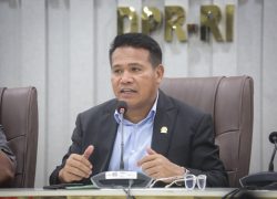 Kebakaran TPA Jatiwaringin Picu Polusi Akut, Komisi XII : Pemerintah Harus Gerak Cepat&nbsp;