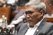 Penggerebekan Dini Hari Picu Trauma Santriwati, LPSK Diminta Turun Tangan