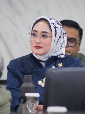 Darurat Karhutla, Rina Sa&rsquo;adah: Rakyat Sesak Napas, Pemerintah Harus Kerahkan Seluruh Kekuatan!