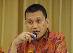 Sekjen DPP PKB H Abdul Kadir Karding, Dukung Hak Petani Tembakau