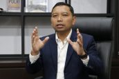 Dukung SE Menaker tentang Larangan Penahanan Ijazah, Komisi IX: Perusahaan yang Melanggar Harus Ditindak